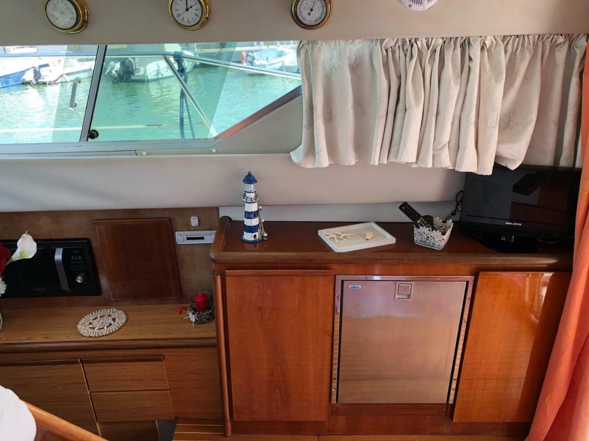 Yacht Suite Marina Di Grosseto Luaran gambar