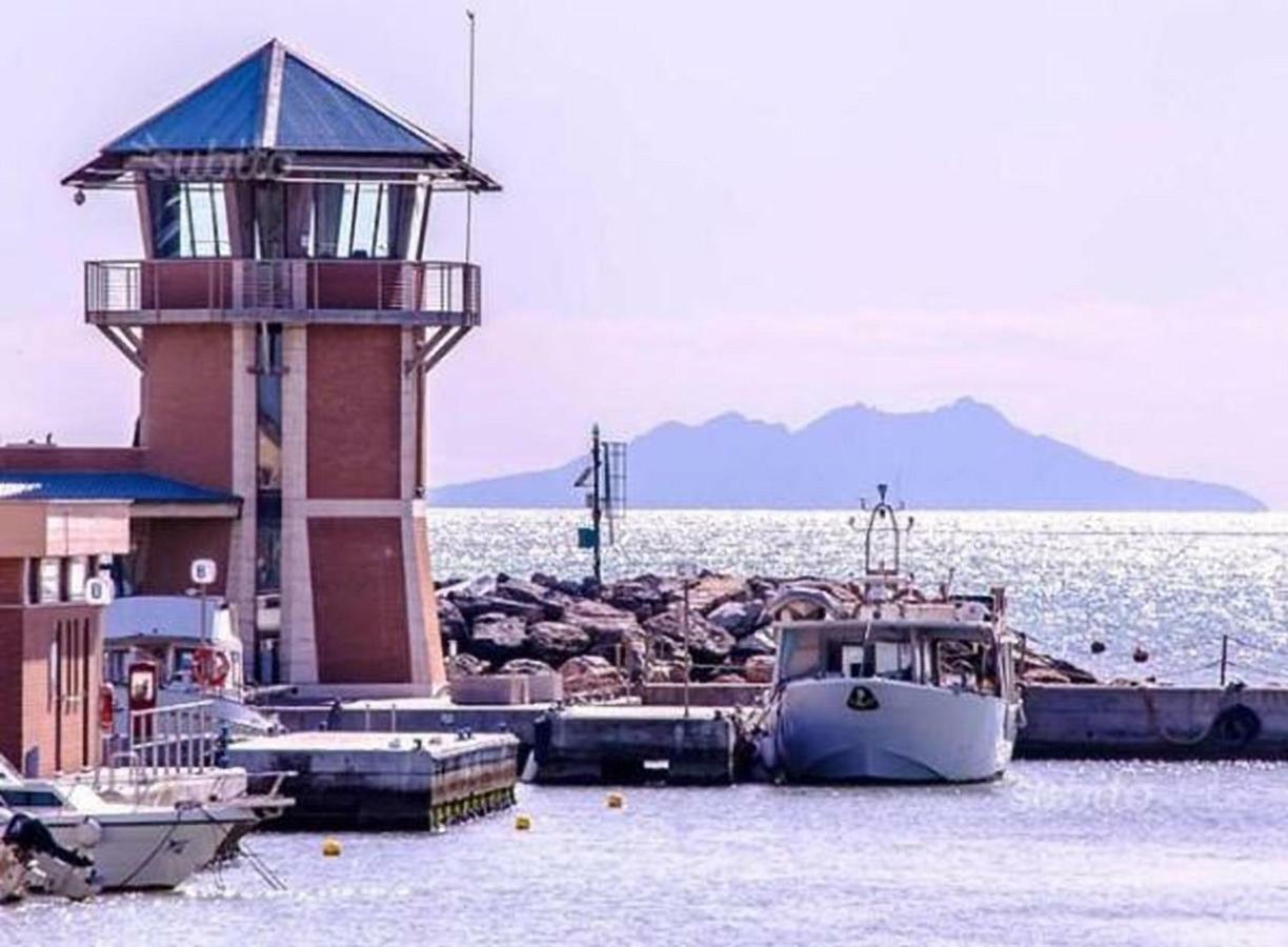 Yacht Suite Marina Di Grosseto Luaran gambar