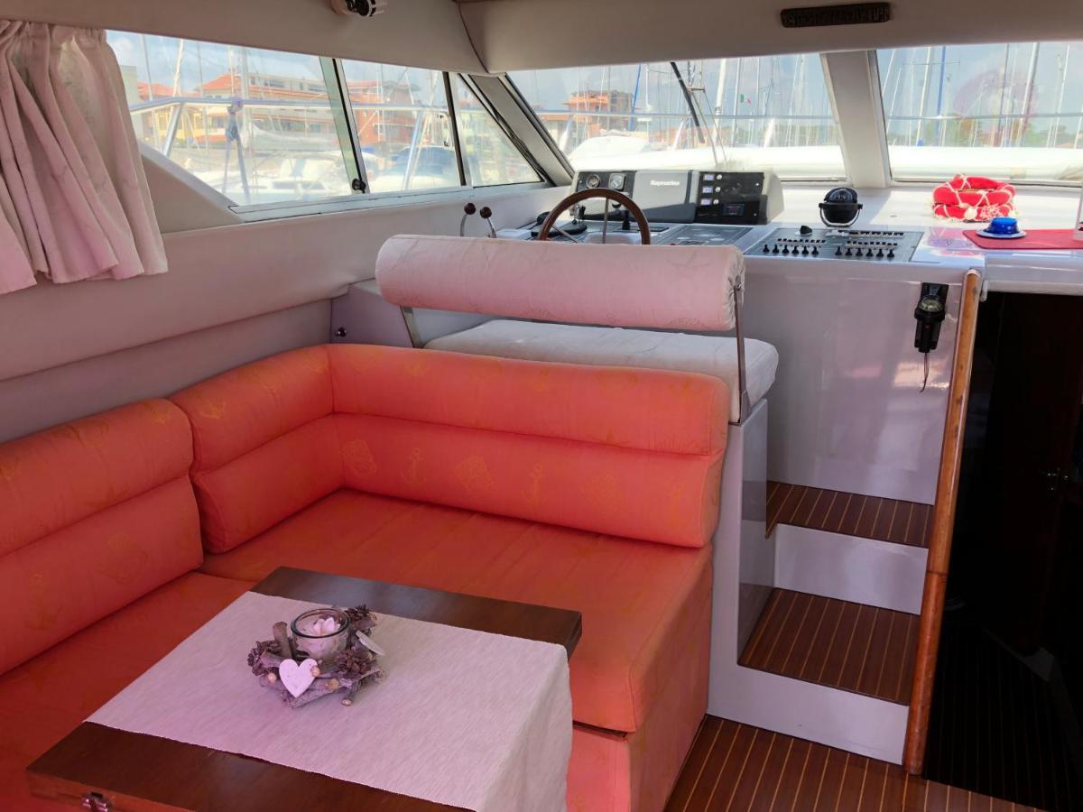 Yacht Suite Marina Di Grosseto Luaran gambar